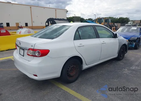 2011 Toyota Corolla Le z USA, uszkodzony, nr VIN 2T1BU4EE4BC675304